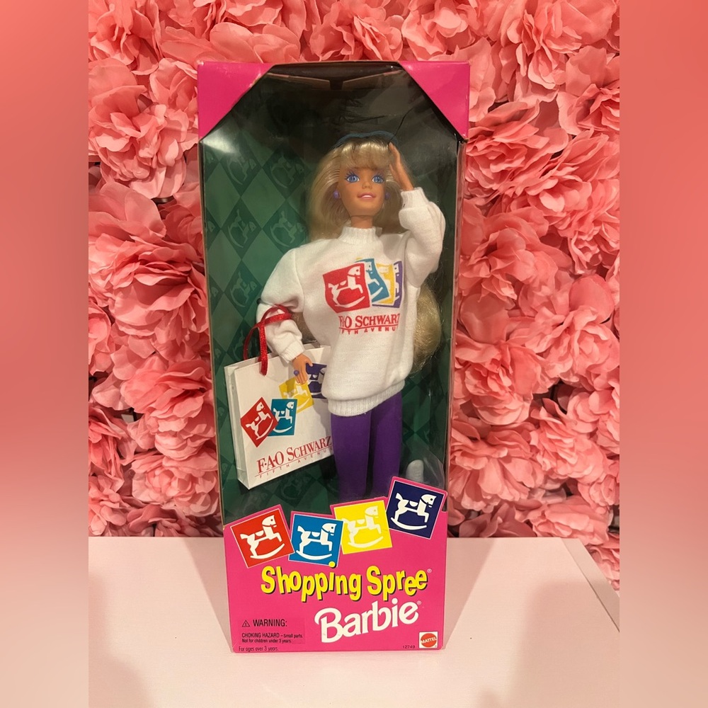 Barbie FAO Schwarz Shopping Spree Doll, Mattel 1996 Special Edition #17298 - NIB